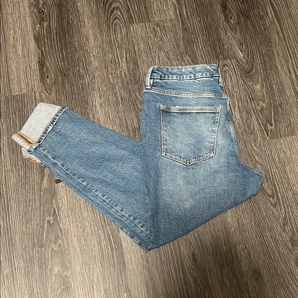 Good American Blue High Rise Jeans with Distressed Details - Picture 4 of 8